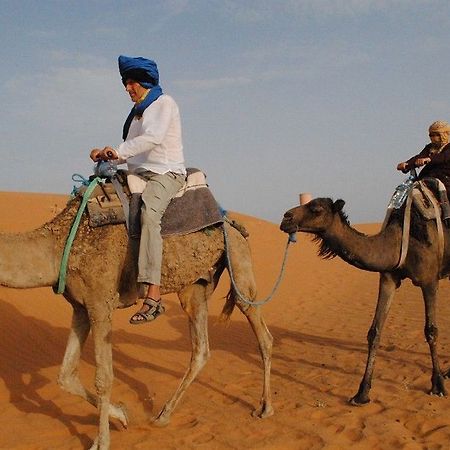Les Pyramides Hotel Merzouga Luaran gambar