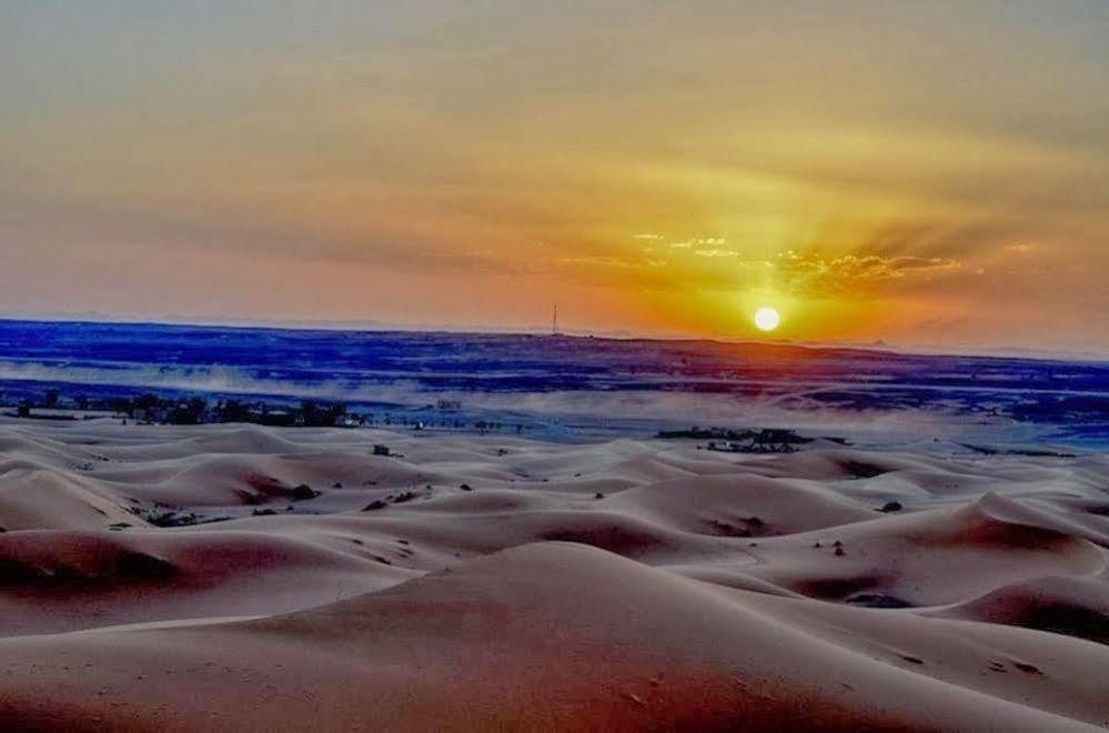 Les Pyramides Hotel Merzouga Luaran gambar