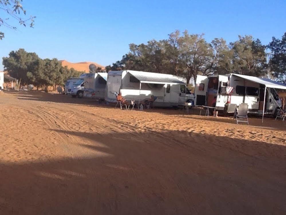 Les Pyramides Hotel Merzouga Luaran gambar